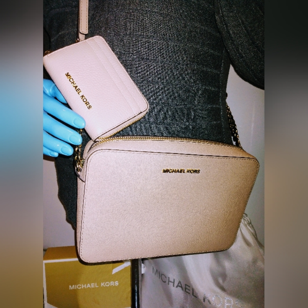 Michael Kors Soft Pink Crossbody Purse and Wallet Set